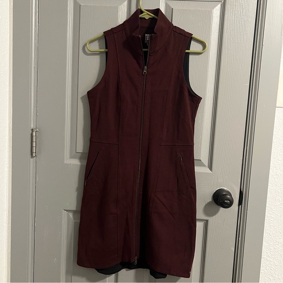Title Nine Burgundy Zip-Front Mini Dress nwot - Picture 5 of 6